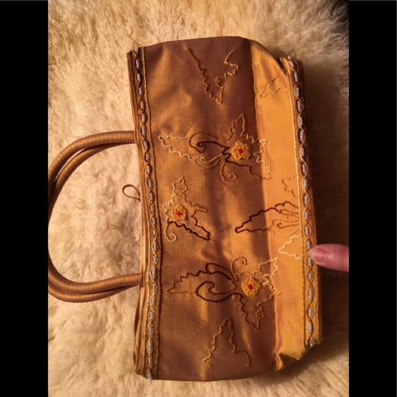 Golden Silk Boho little bag - Picture 3 of 4